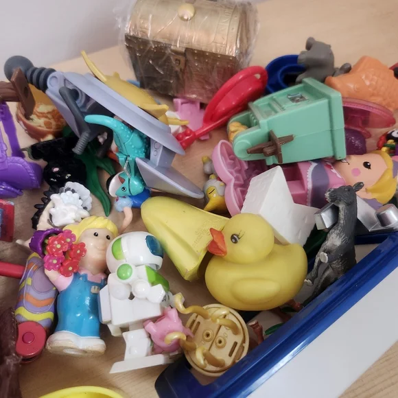 Free Add On Assorted Small Toys - Picture 3 of 6